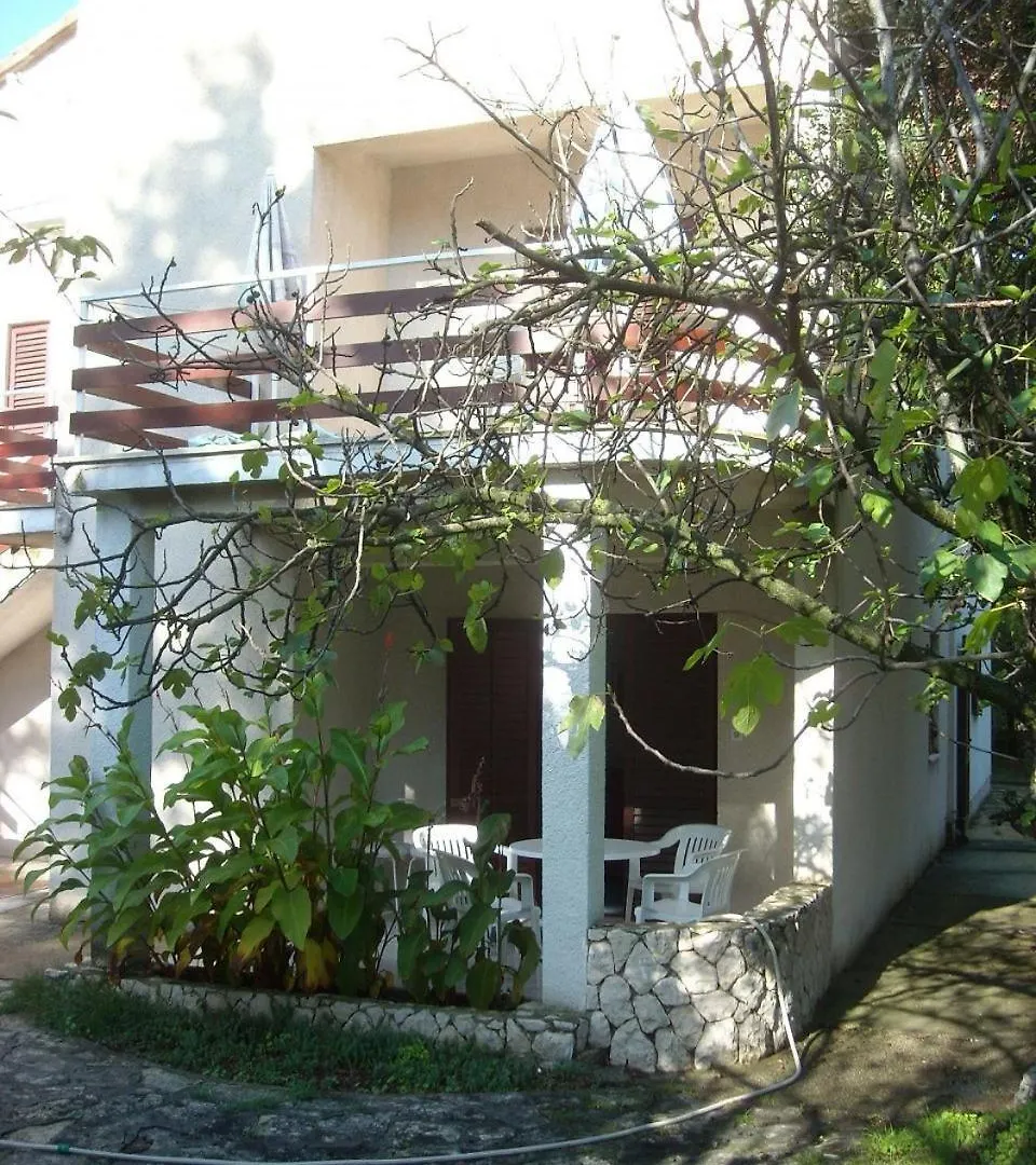 Apartments Maja Biograd Na Moru